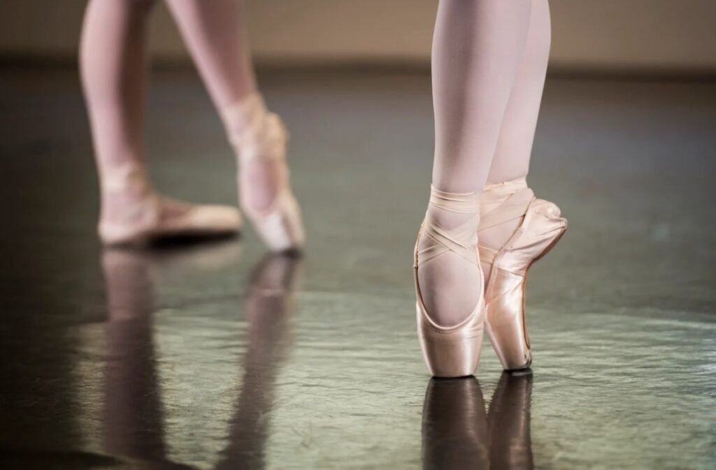 WHEN IS MY CHILD READY FOR POINTE SHOES?