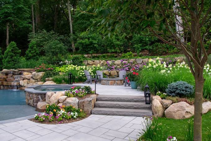 Landscaping Ideas to Transform Your Outdoor Space